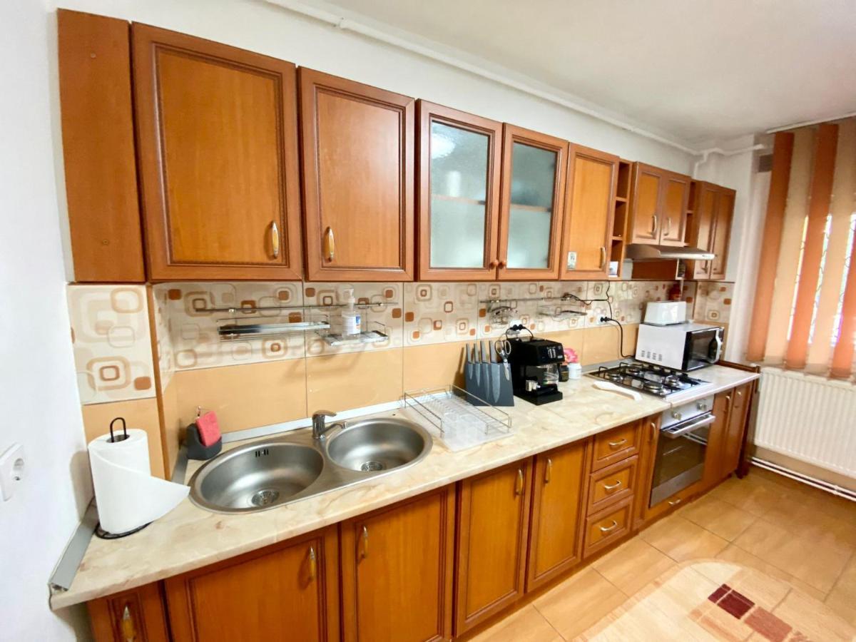 Jad - Familiy 4 Rooms Apartment - Near Forest And Historic Center - Racadau Брашов Экстерьер фото